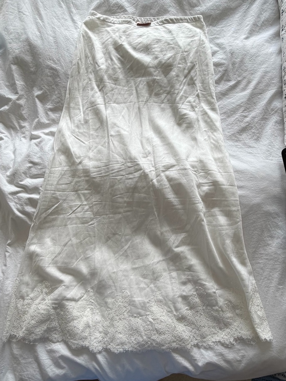 Sister NY white linen skirt - Picture 2 of 4
